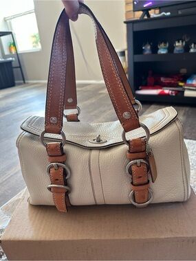 Vintage Coach Chelsea Pebbled Leather satchel bag